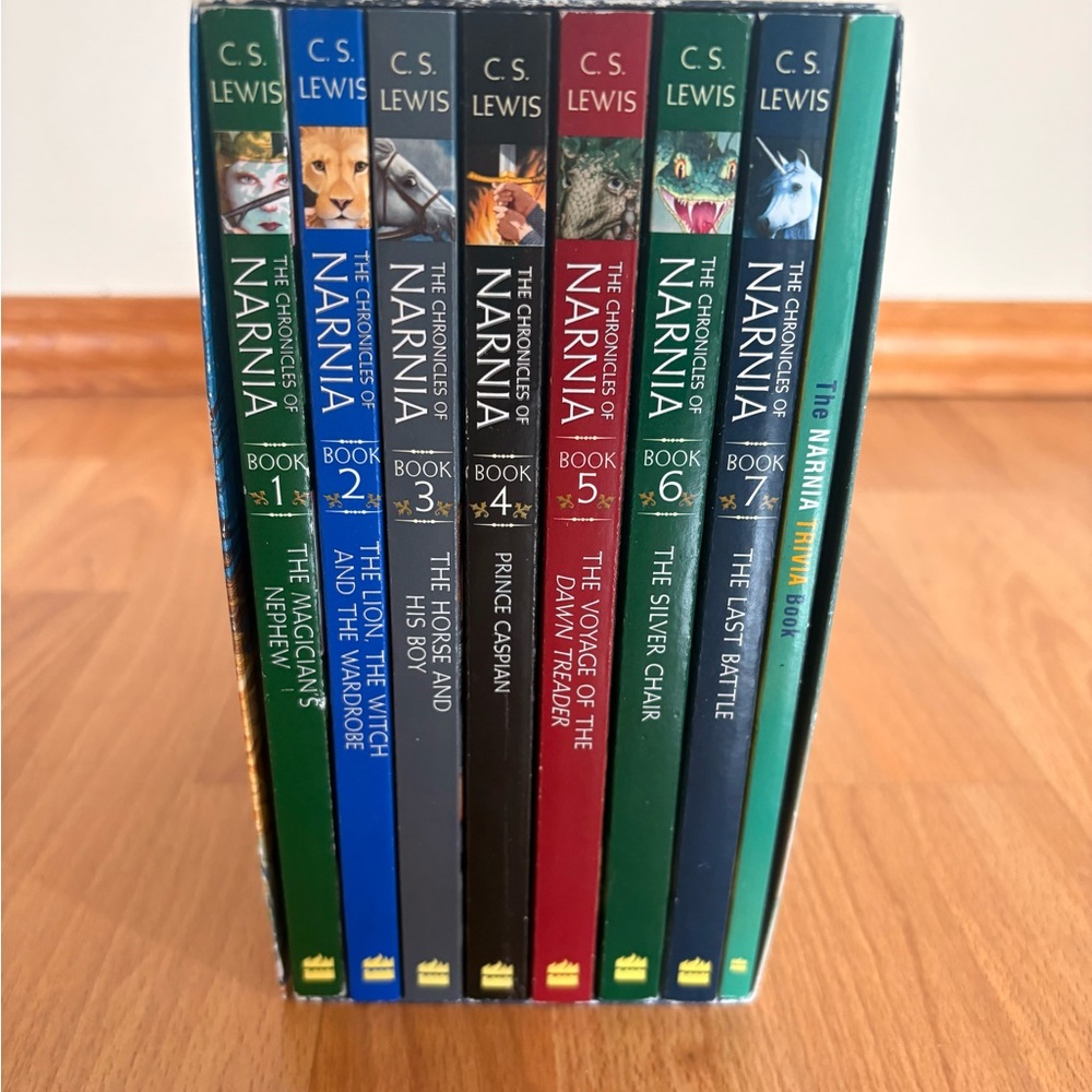 Chronicle of Narnia book collection